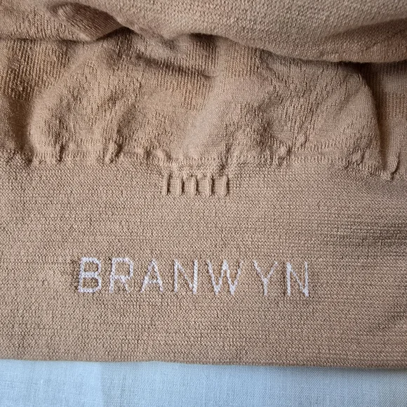 Branwyn▪️Essential Bralette Merino Wool in Warm Nude with convertible straps - Picture 10 of 10